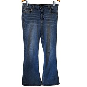 FRYE SPLIT HEM FLARE JEAN,size 14,Bootcut, Fall Gameday School Casual Weekend